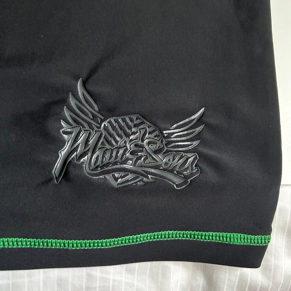 Maui & Sons Black Unique Gothic Designs Size XXL - Picture 6 of 8